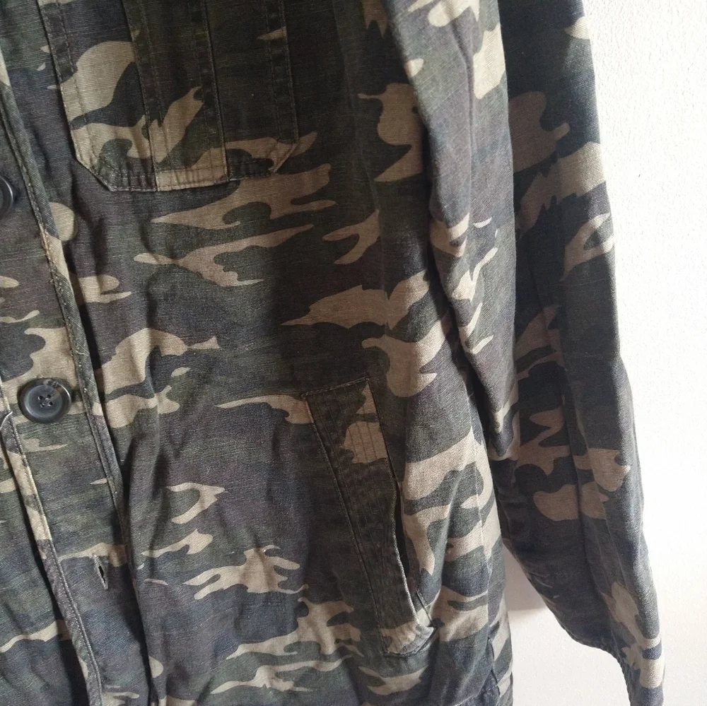Zanerobe Men's‎ Military Camo Jacket Solid Buttons Up Shirt Size M